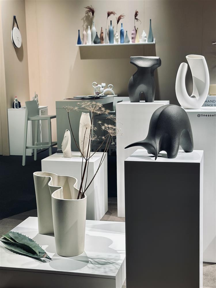 Lineasette Salone de mobile 2025